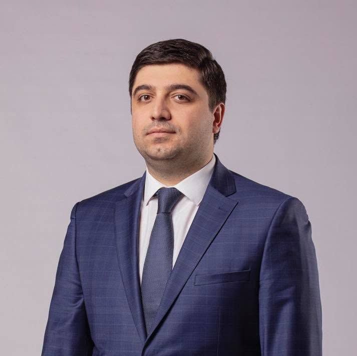 Депутат Вагаршак Акобян отказался от мандата и уходит в частный сектор