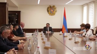В Минобороны Армении начал работу Общественный совет под руководством Сурена Папикяна