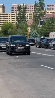 Никол Пашинян посетил Ботанический сад Еревана, где строят «Сквер жизни»