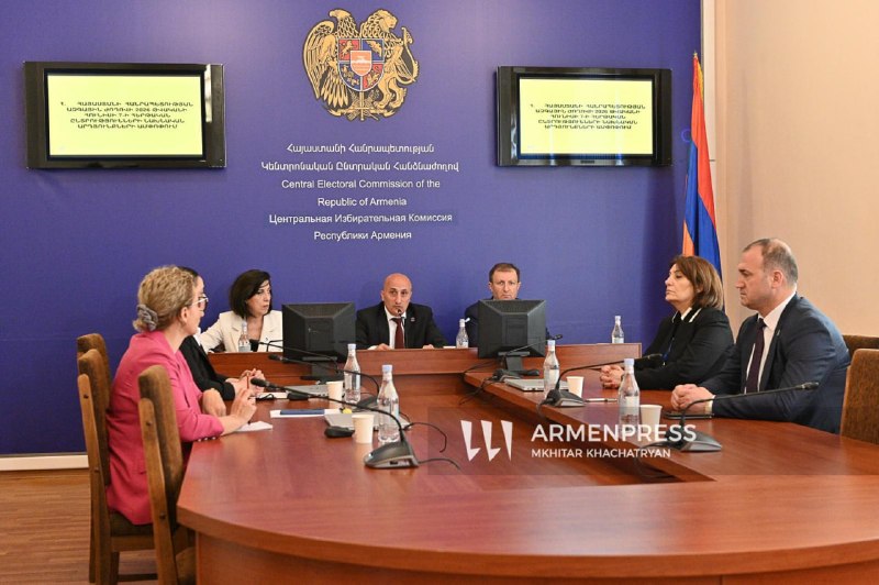 ЦИК Армении предложил пересчет голосов на парламентских выборах 7 июня