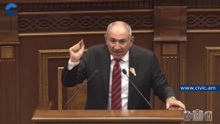 Никол Пашинян: Пока я премьер-министр, буду сокрушать трехглавую олигархию