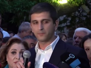 Сторонники проигравших кандидатов устроили акцию у ЦИК Армении после выборов в ОМСУ