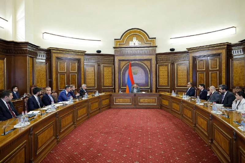 Никол Пашинян обсудил меры по развитию экспортного потенциала Армении